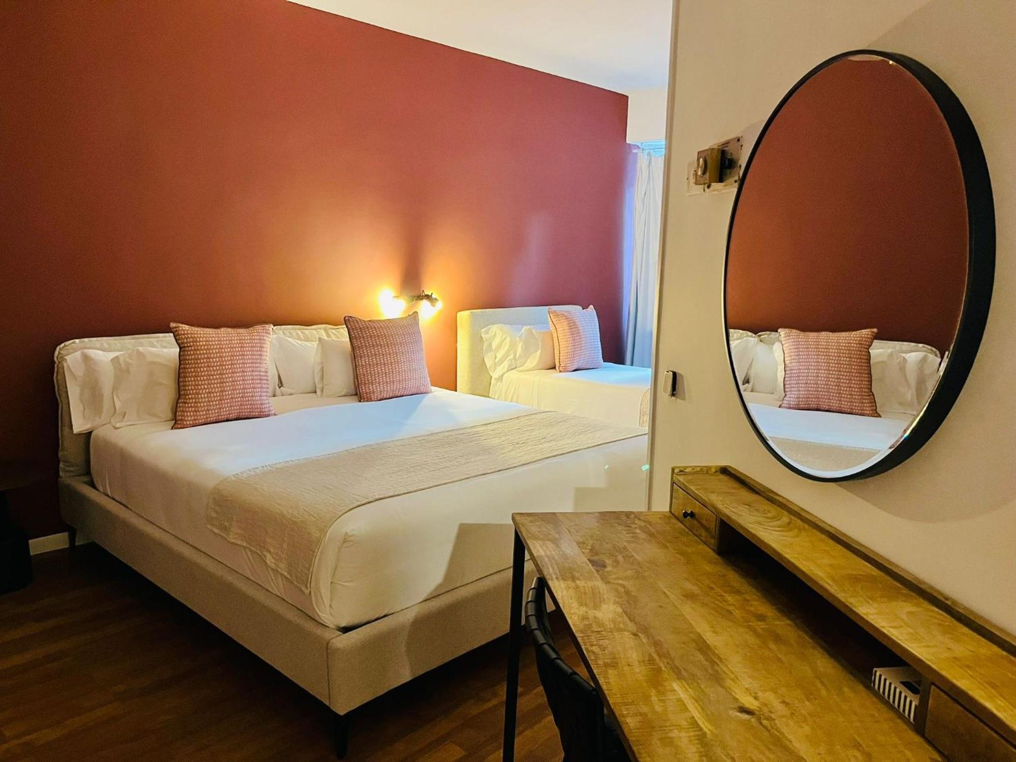 Aparthoteltribunal Madrid Luaran gambar