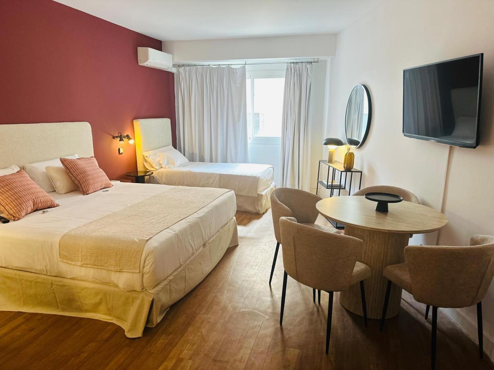 Aparthoteltribunal Madrid Luaran gambar
