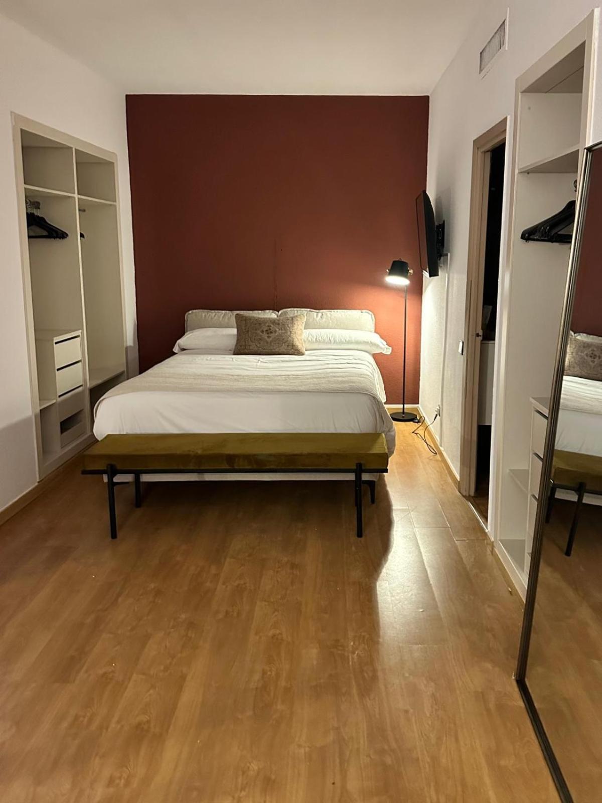 Aparthoteltribunal Madrid Luaran gambar
